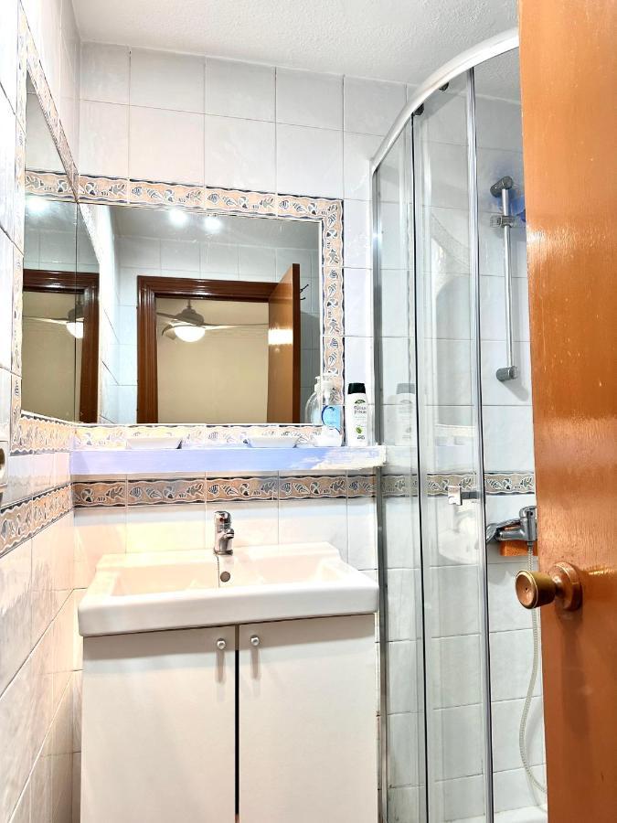 Acogedor Estudio A 2 Min De La Playa Apartment Torremolinos Ngoại thất bức ảnh